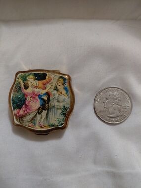 Vintage Victorian Style Pill Box By STRATTON